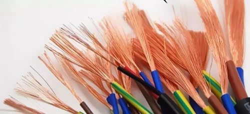 家中電線是否老化中，安全隱患要重視 